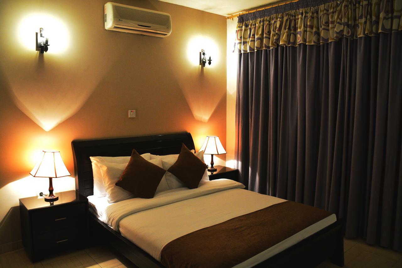 Lilium Hotel Safut エクステリア 写真