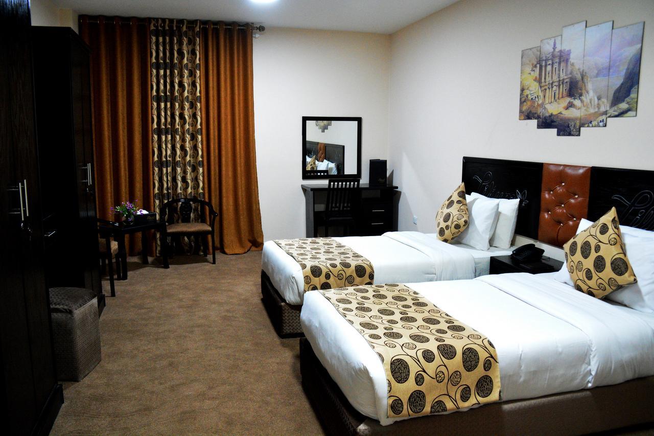 Lilium Hotel Safut エクステリア 写真